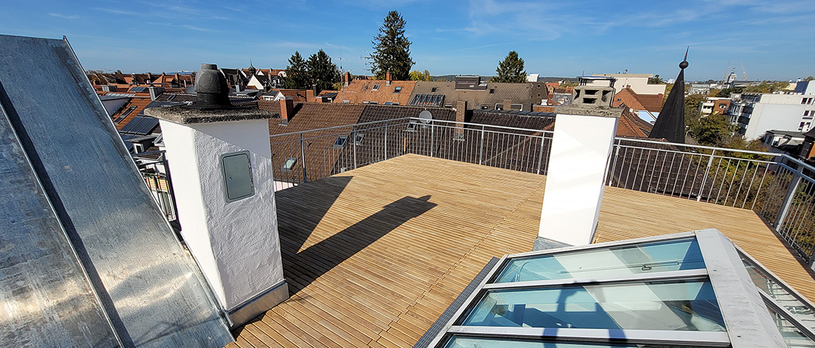Atemberaubende Dachterrasse aus Robinie 3