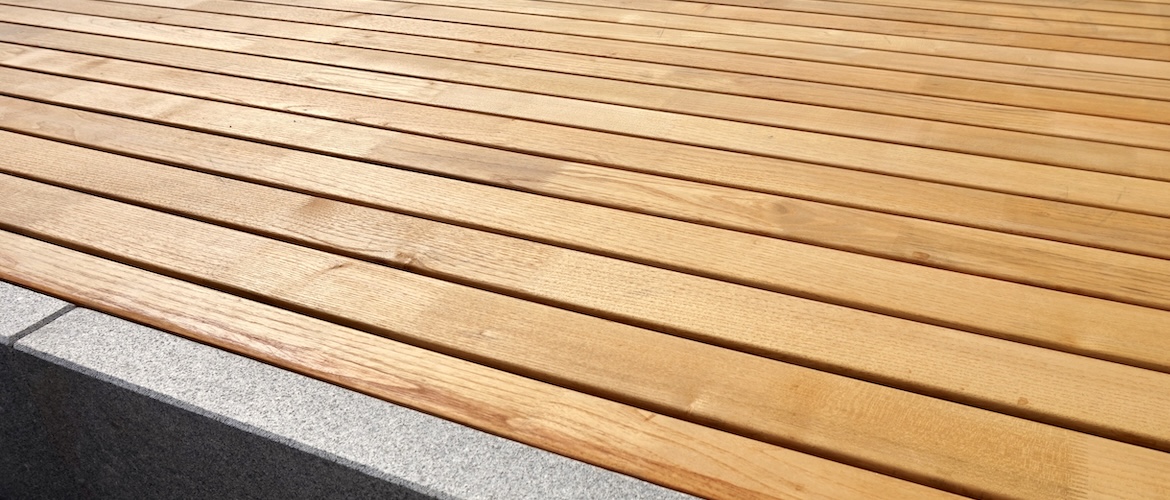 Robinienterrasse mit asiatischem Flair 3